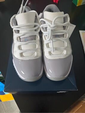 Jordan 11 Retro Cement Grey (GS 4.5/Women’s 6)